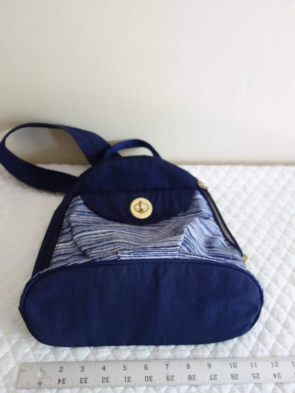 EUC BAGGALINI Blue Stripe Convertible Backpack - Picture 5 of 11